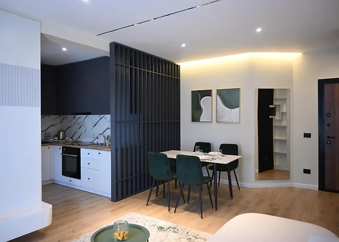 Central Modern Stay, Tirana