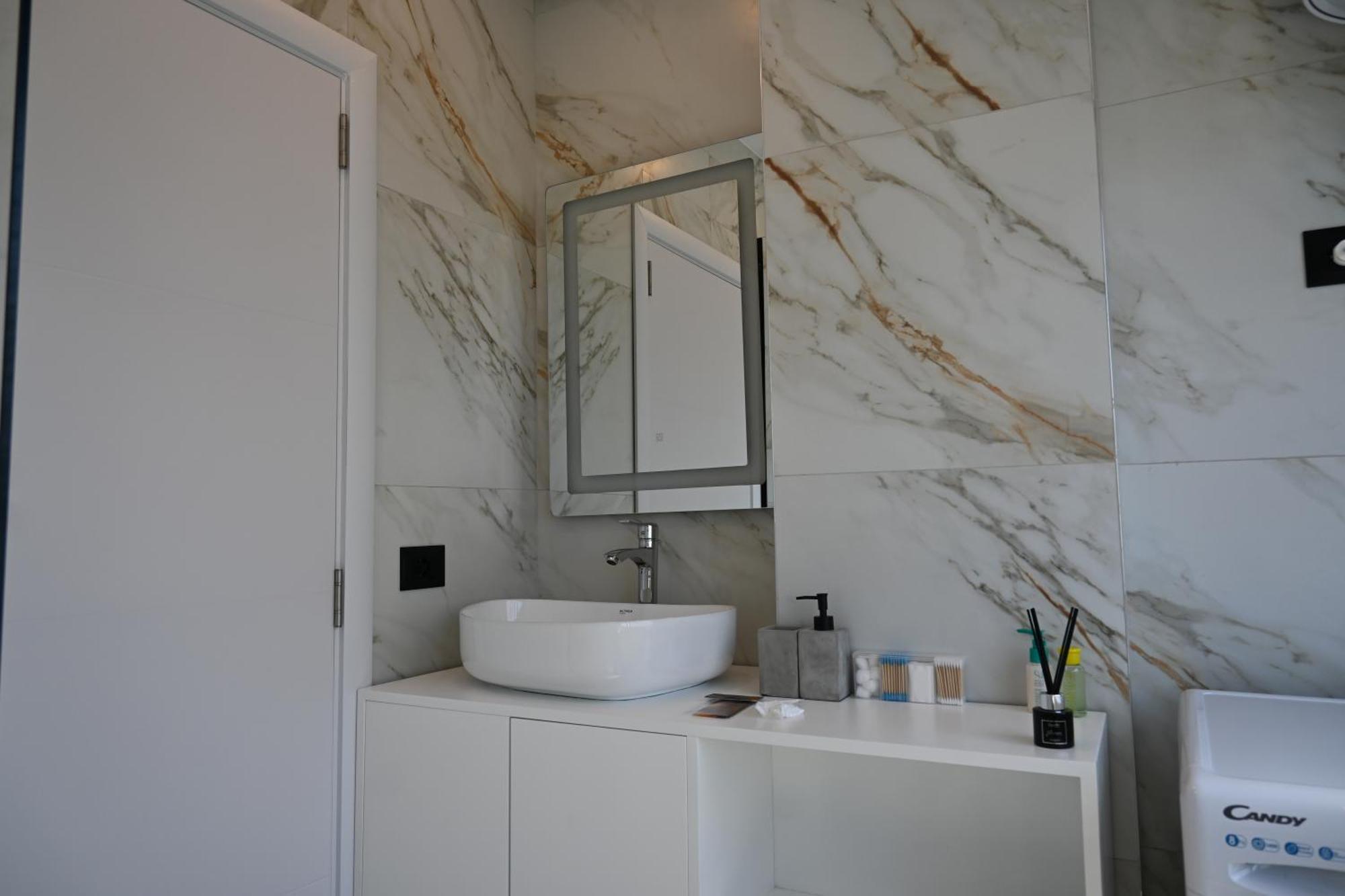 Modern Stay, Tirana
