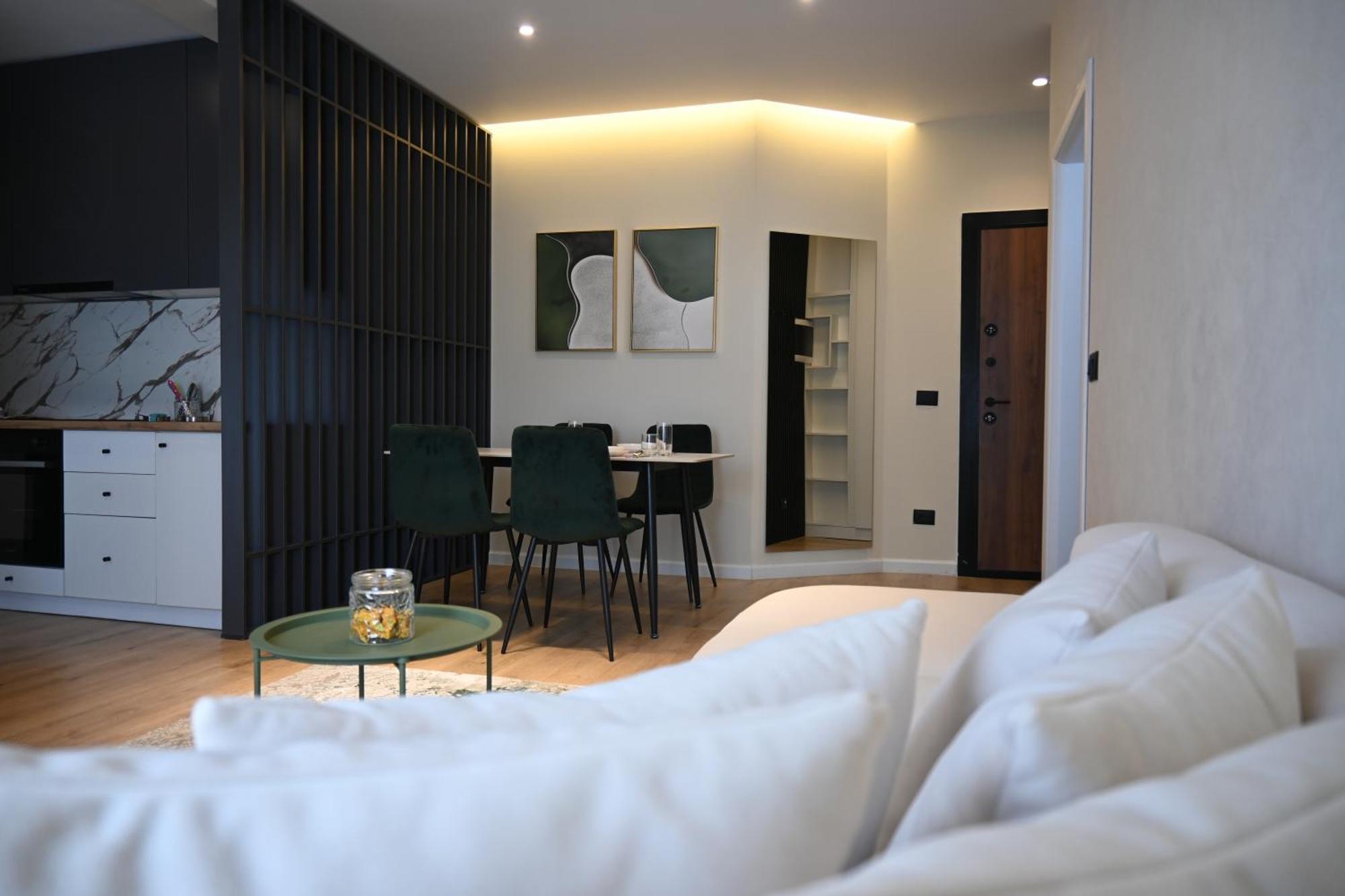 Modern Stay, Apartman Tirana